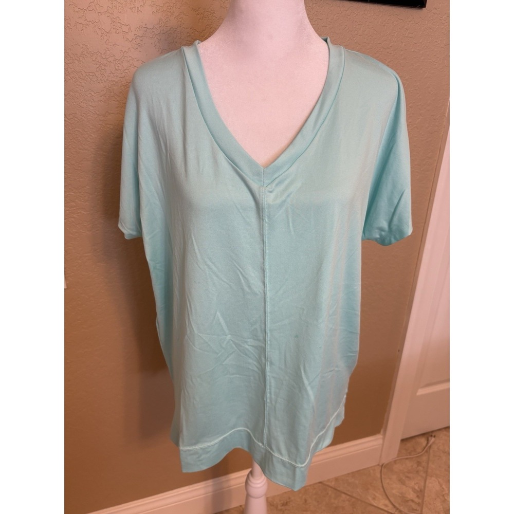 Cuddl Duds Women's Blue Green Short Sleeve Stretch V Neck Tee, M